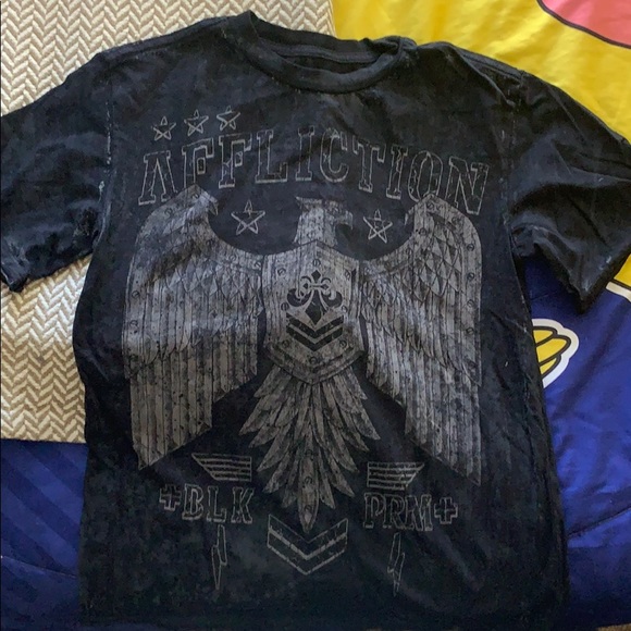 Boys tshirt - Picture 1 of 2